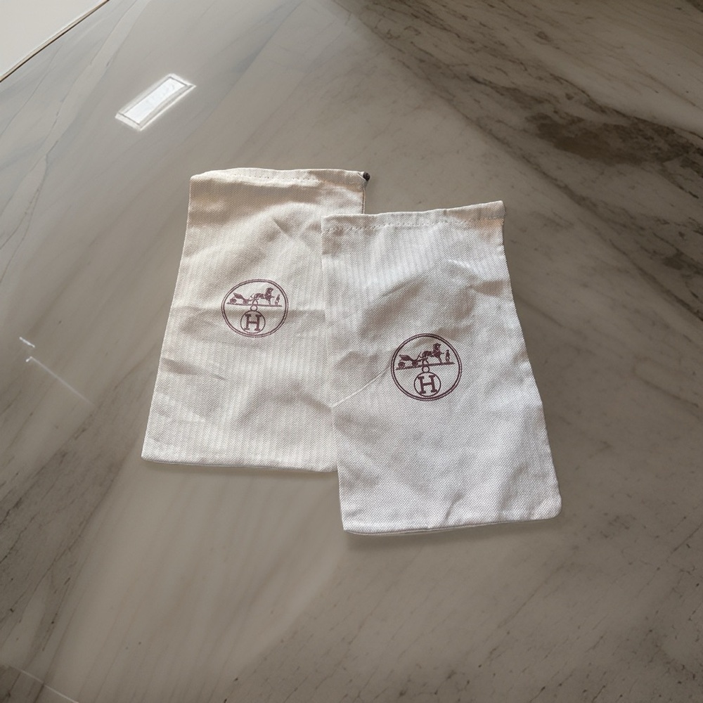Hermes drawstring dustcover